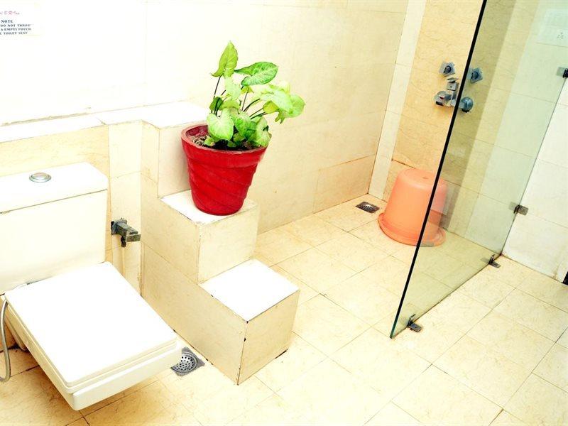 Hotel B.R. Inn Panipat Ngoại thất bức ảnh