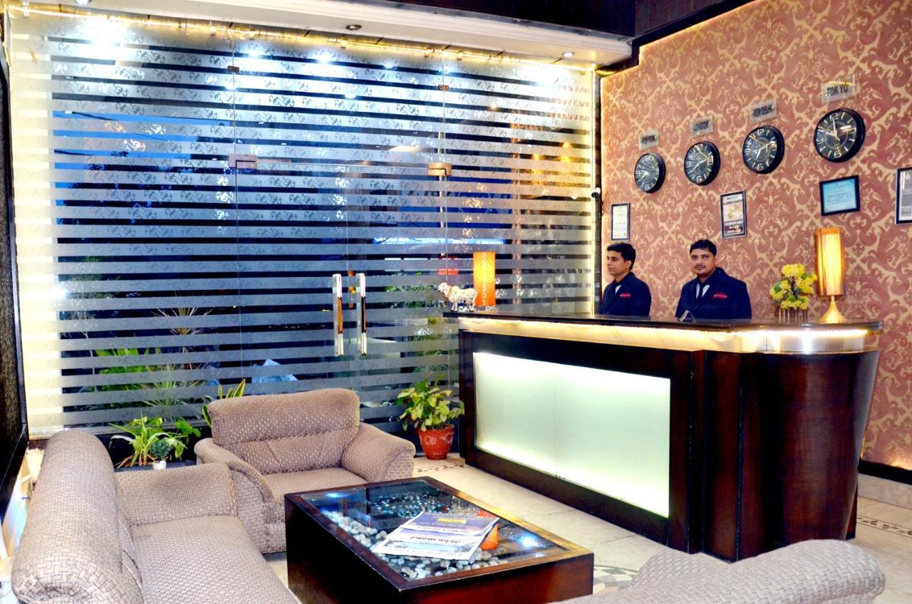 Hotel B.R. Inn Panipat Ngoại thất bức ảnh