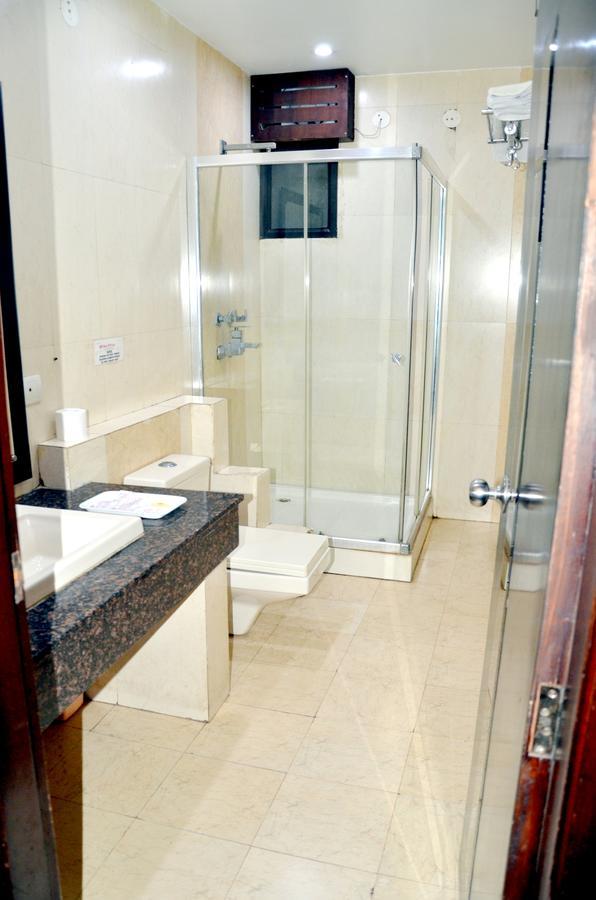 Hotel B.R. Inn Panipat Ngoại thất bức ảnh
