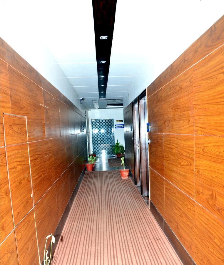 Hotel B.R. Inn Panipat Ngoại thất bức ảnh